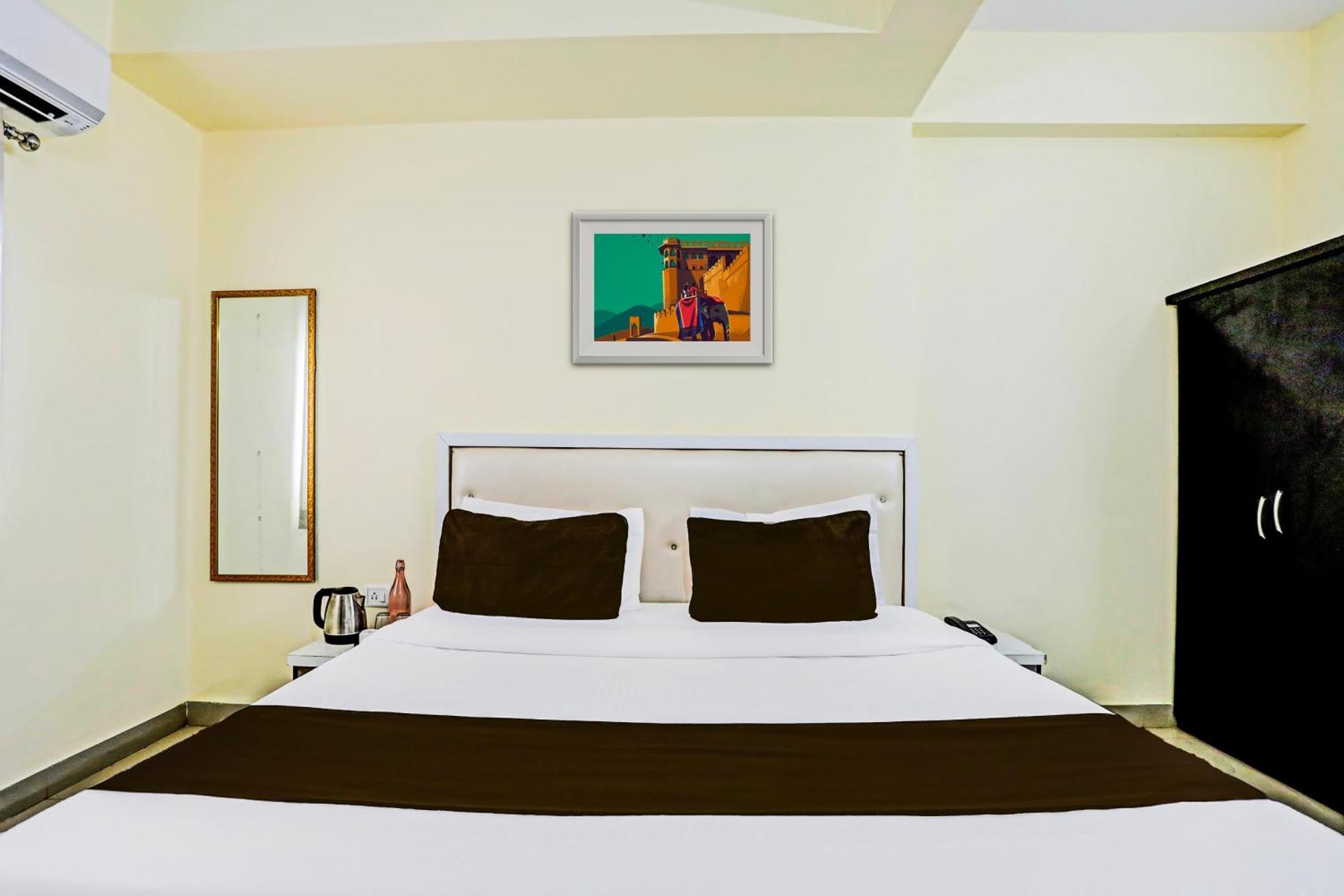 Super Hotel O Hyderabad Gate Iit Bhu Kakarmatha エクステリア 写真