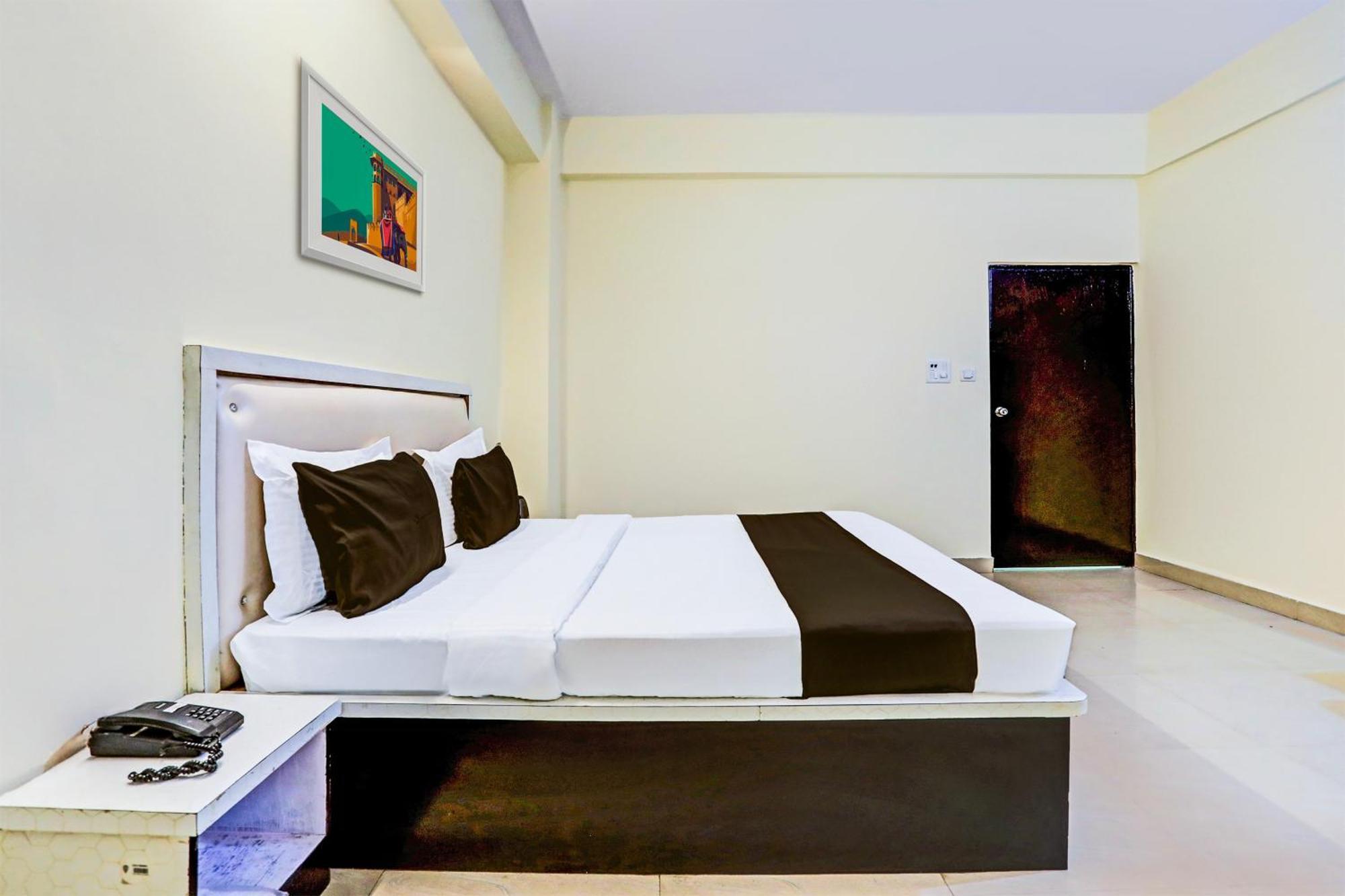 Super Hotel O Hyderabad Gate Iit Bhu Kakarmatha エクステリア 写真
