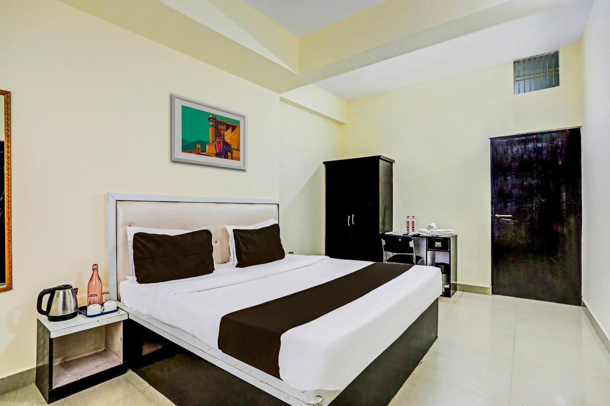 Super Hotel O Hyderabad Gate Iit Bhu Kakarmatha エクステリア 写真
